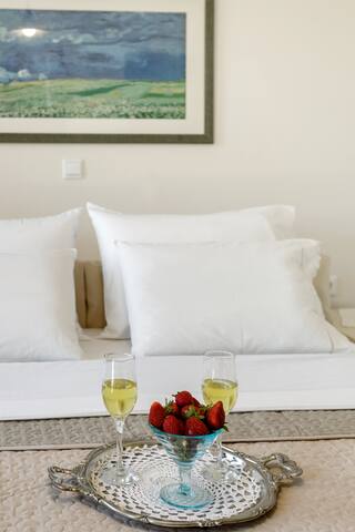 Savor an Idyllic, Secluded Poolside Escape gallery image 2