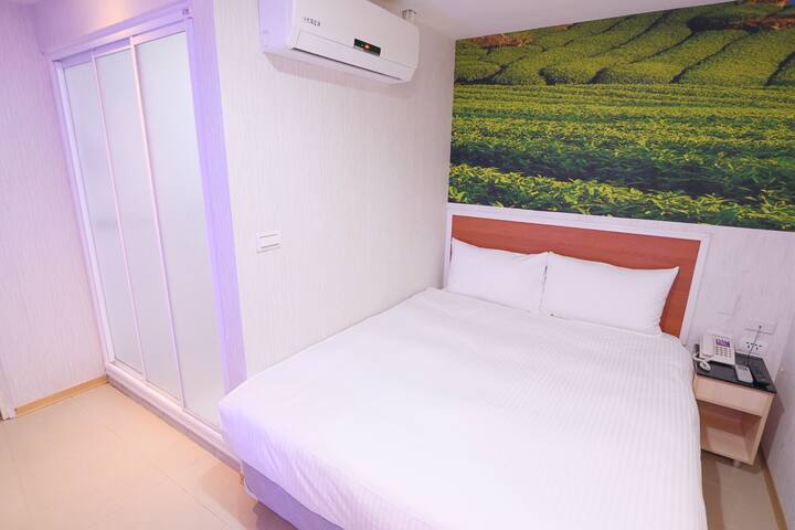 New Opening Economy Double Room Zhongli Railway Station Taoyuan High-speed Rail Zhongli Sightseeing Night Market Double Room Yilin Boutique Business Hotel