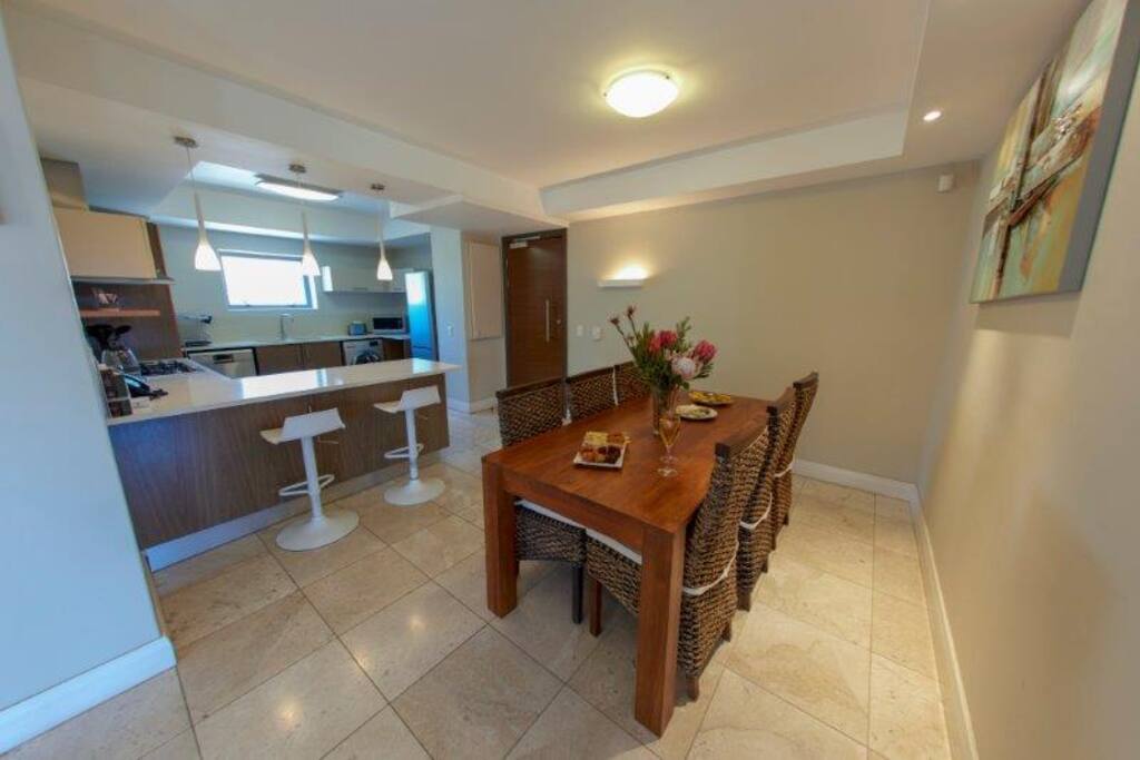 Kitchen / Dinning Room