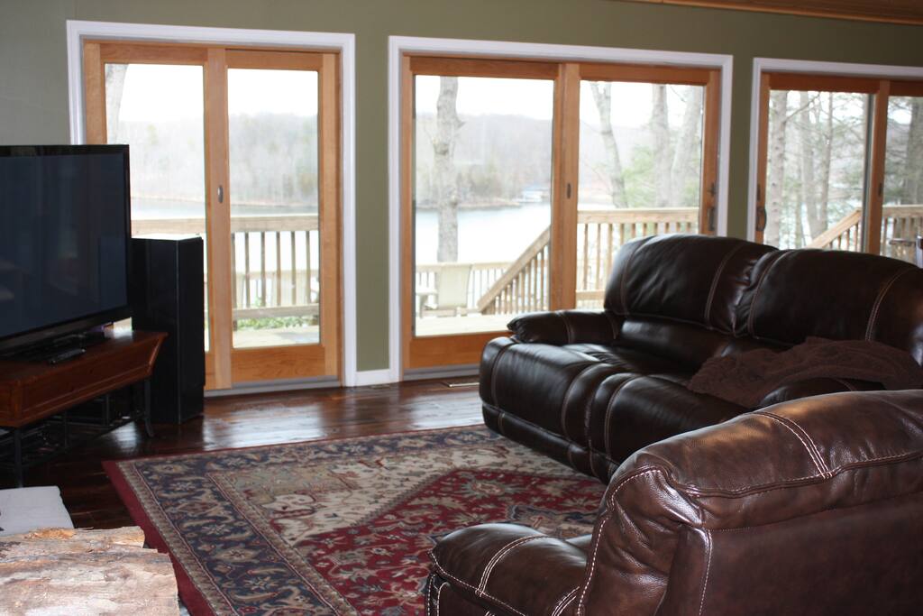 Tahoe East I on Lake Anna Houses for Rent in Mineral, Virginia