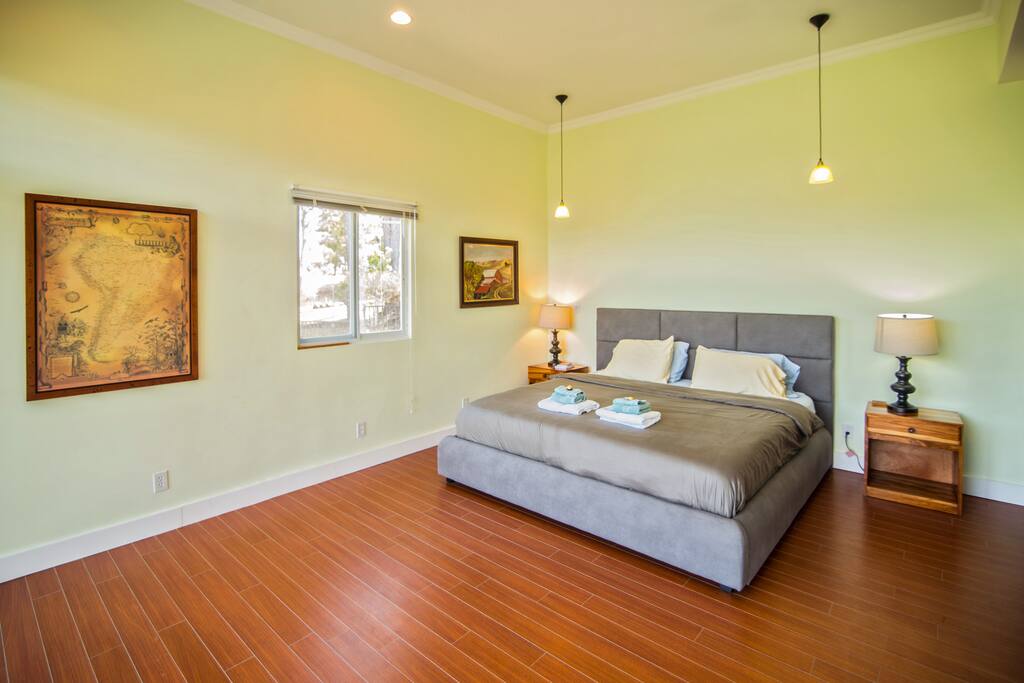 Comfortable king bed