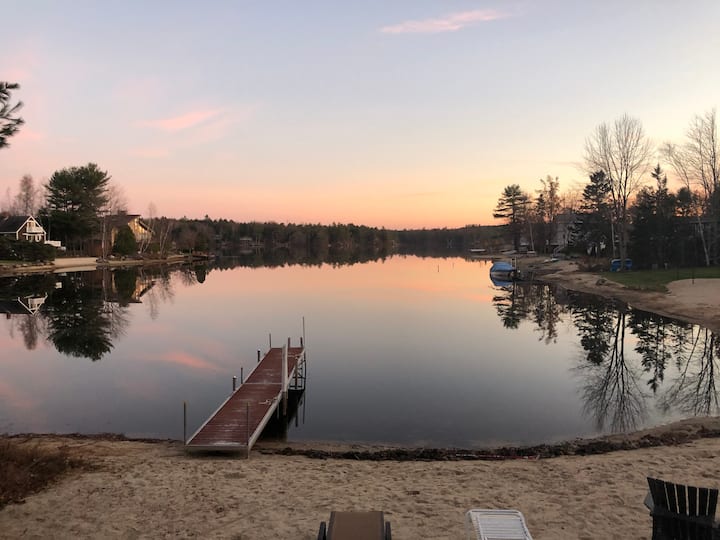 Lake Front Property with private beach Houses for Rent in