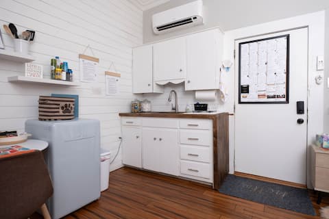 Popular Airbnb listing: The Riley. Retro charm in the Heart of DT Amarillo in Texas Panhandle