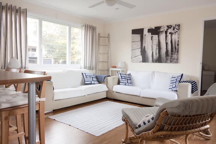 Beach House 45 Kingfisher - Dogs Welcome - Air Con - Toogoom