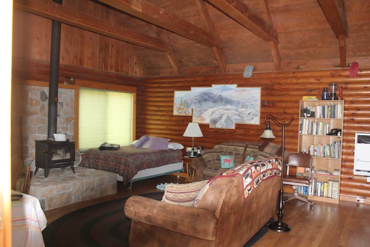 The Shady Glen Cabin - California