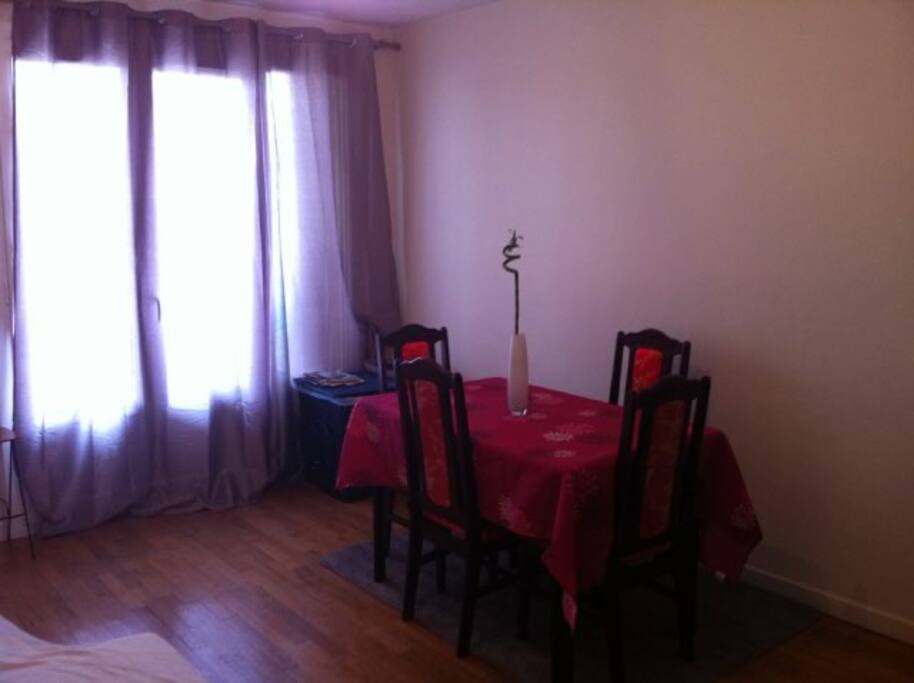 SALLE A MANGER