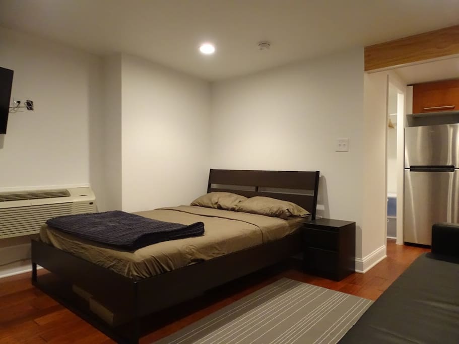Queen Bed