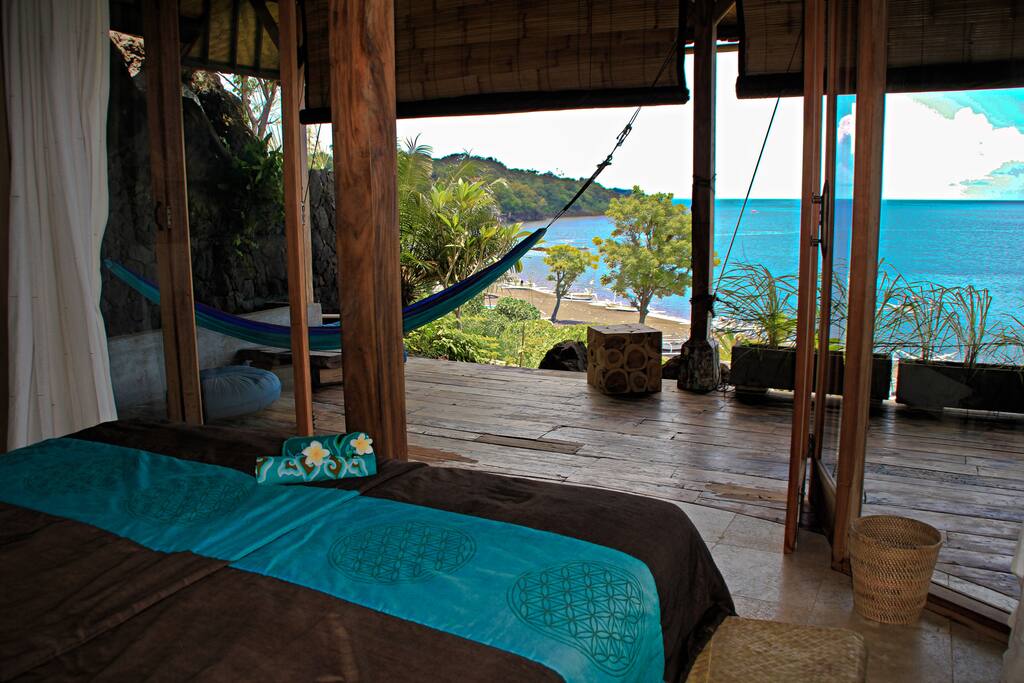 full ocean view from the bed
