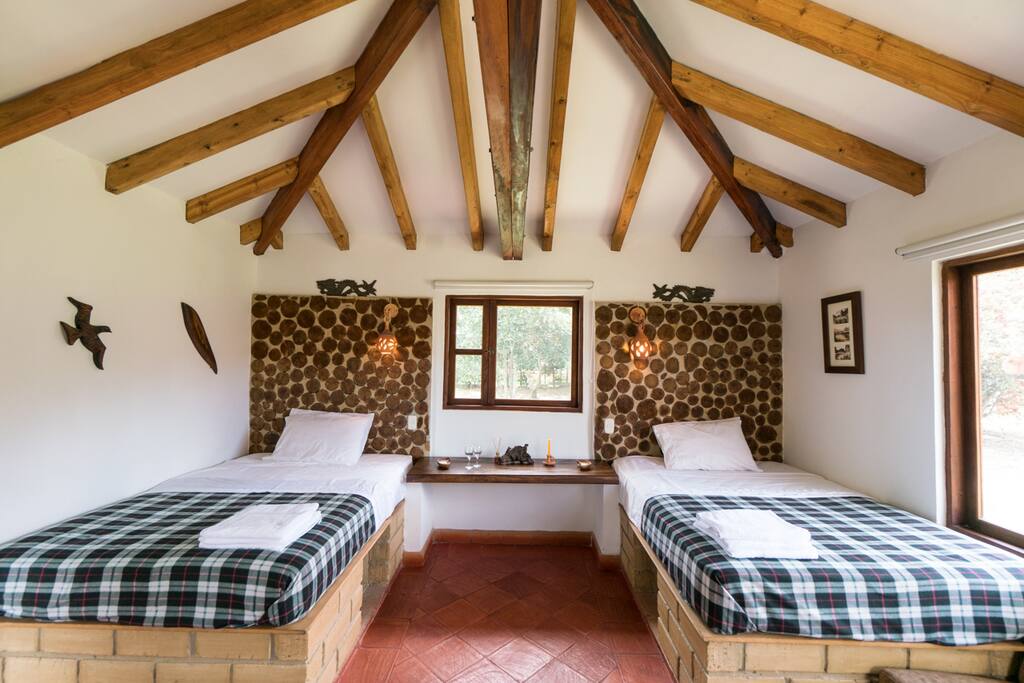 Cabaña 1, solo hay dos cabañas disponibles.