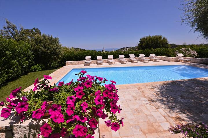 Trulli Villa Gloria gallery image 2