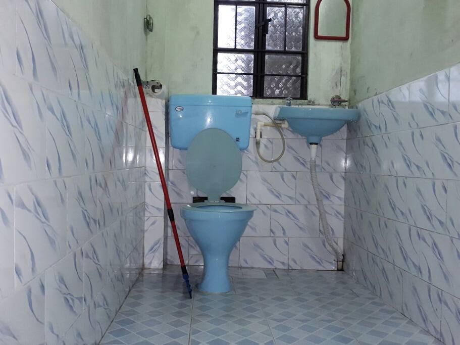 ROOM 1 BATHROOM