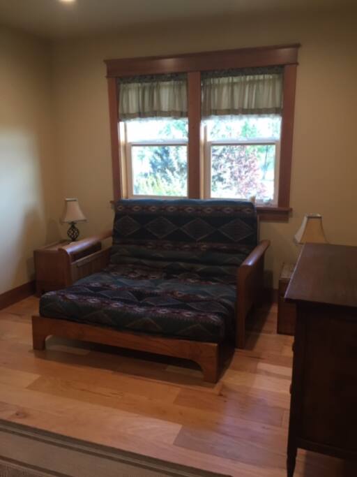 Futon room