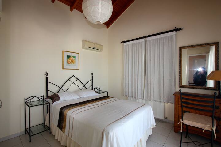 二楼第二间卧室