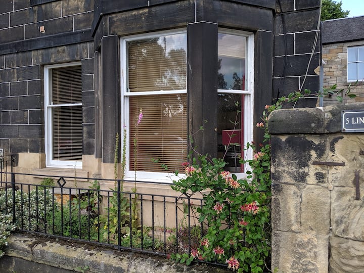 Leith Holiday Rentals & Homes Leith, Edinburgh, United Kingdom Airbnb
