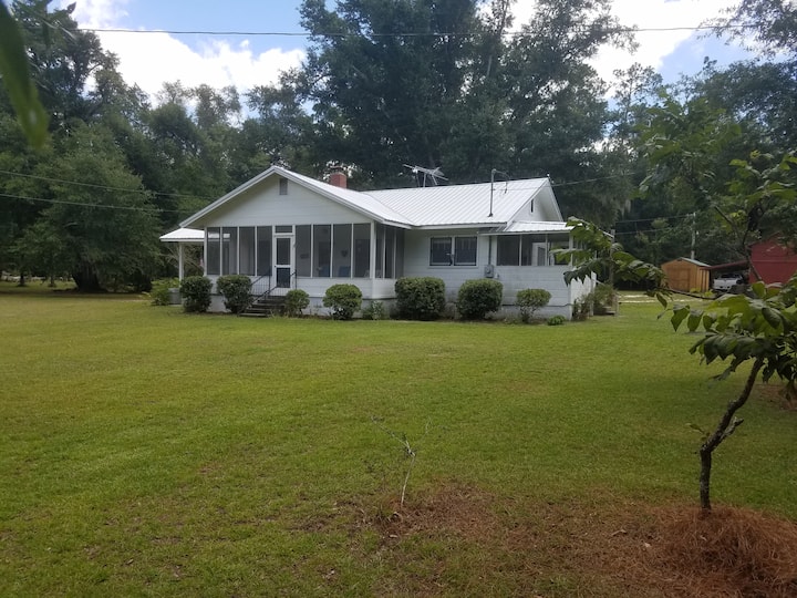 Boiling Springs Country Cottage