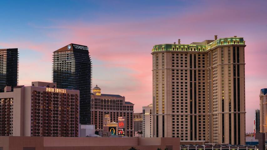 Las Vegas Marriott’s Grand Chateau-2 bedroom suite gallery image 2