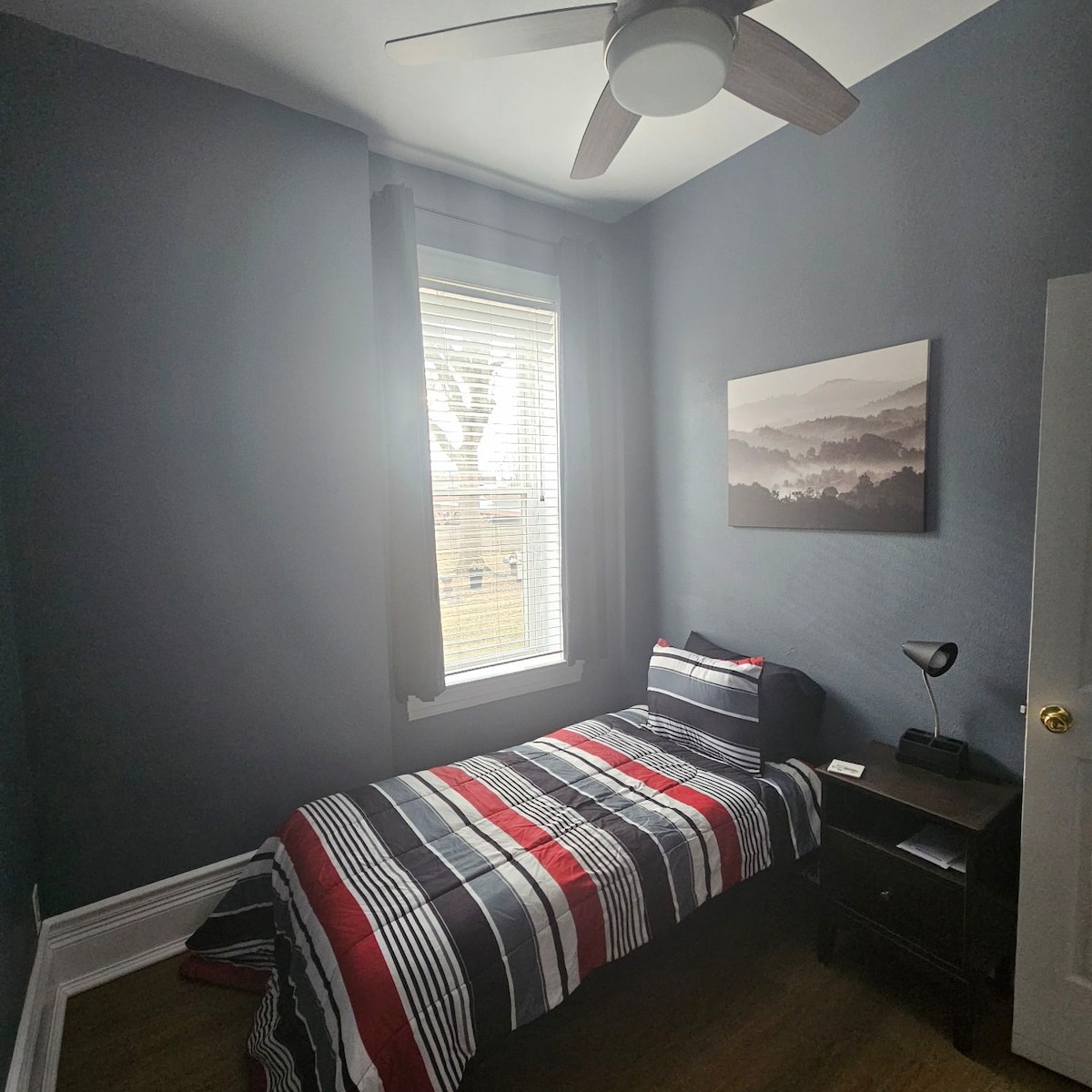 غرفة النوم 2