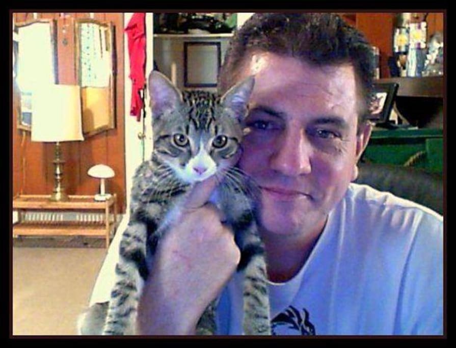 Me and my celebrity cat, Misha