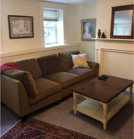 Airbnb Albany Holiday Rentals Places To Stay New
