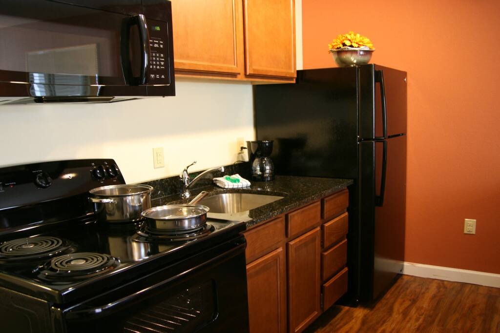 Full kitchen. Basic cookware and dishware for 2