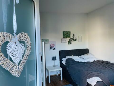 Adorable guest house with free parking