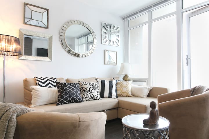 Tiny and Charming inner city - Heart of 17th