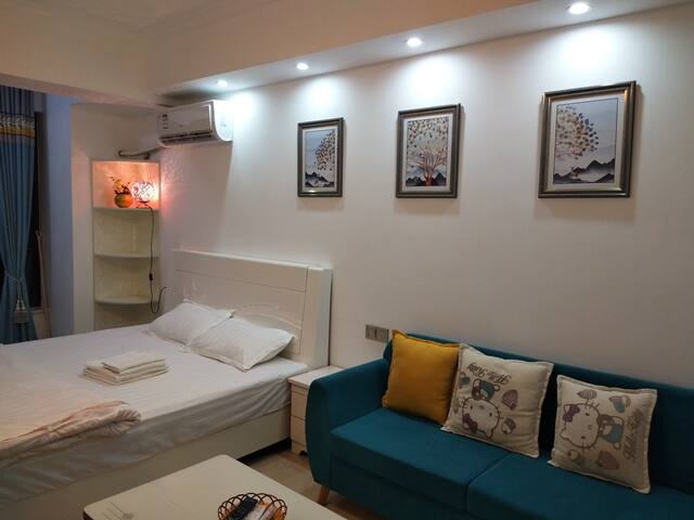 宁乡市八一路春城万象8栋精装民宿走过路过不要错过,连住优惠多多