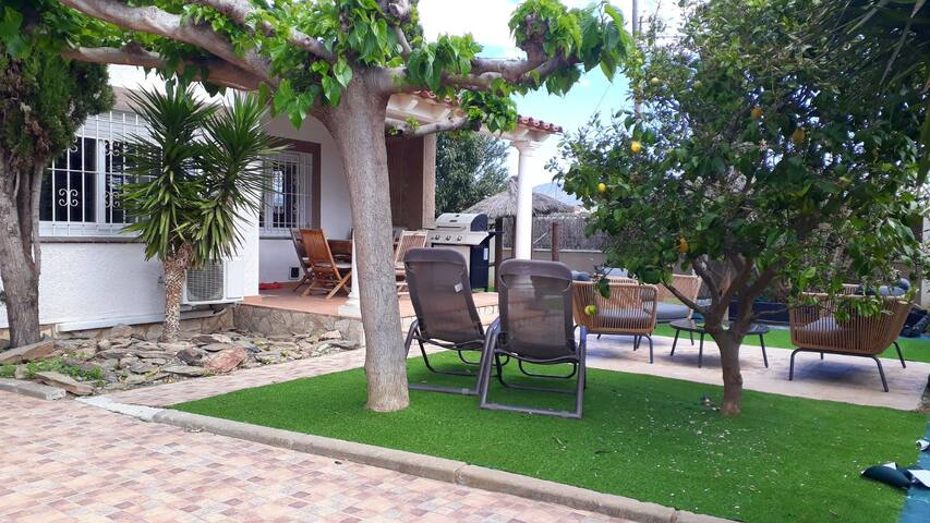 Habitación privada con desayuno y bicicletas