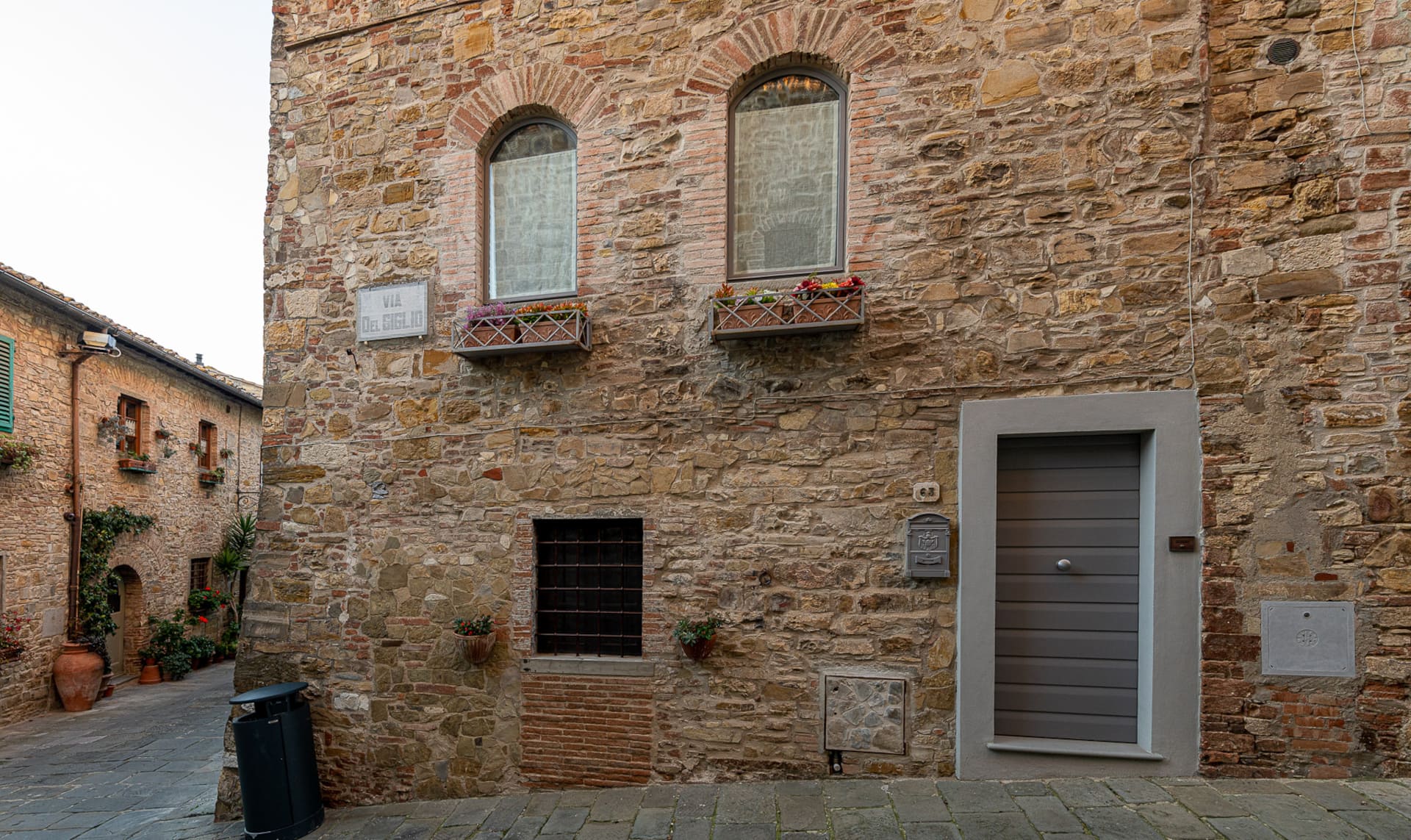 old medieval apartment — zdjęcie 4
