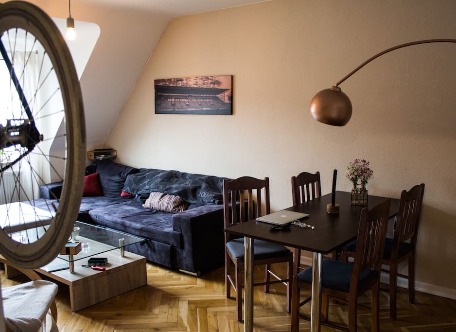 Wohnzimmer/living room