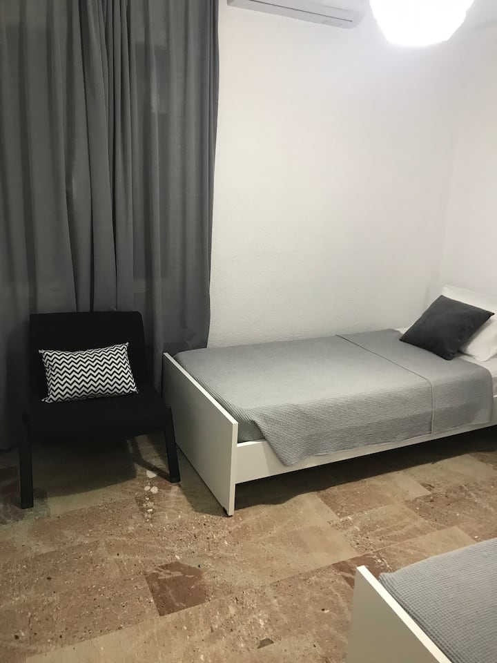 საძინებელი 1