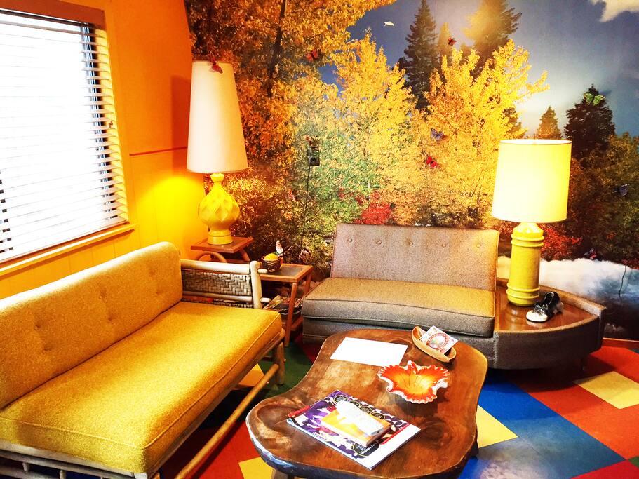 Living room area in Suite 4
