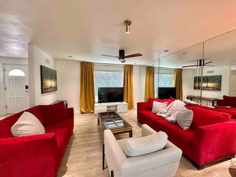 Large OC Stay with 7 Bedrooms + Studio