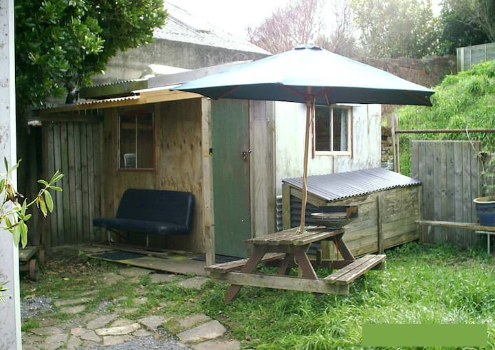 Cabin/sleep Out: Short-term Stays - Wellington