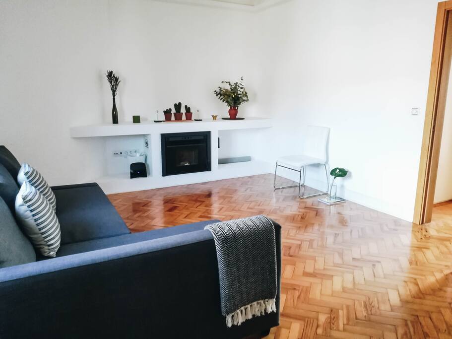 Cosy space