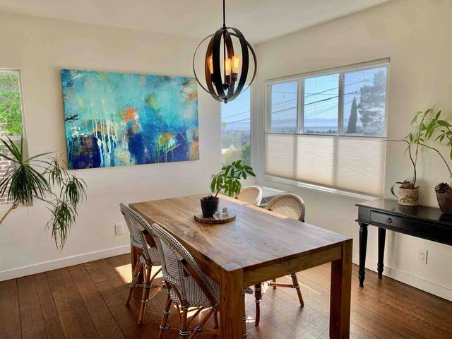 The Sunset View House gallery image 3