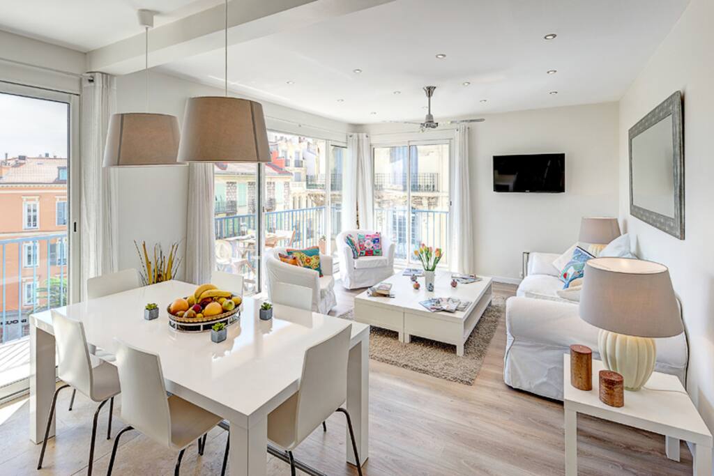 Living-Room and kitchen