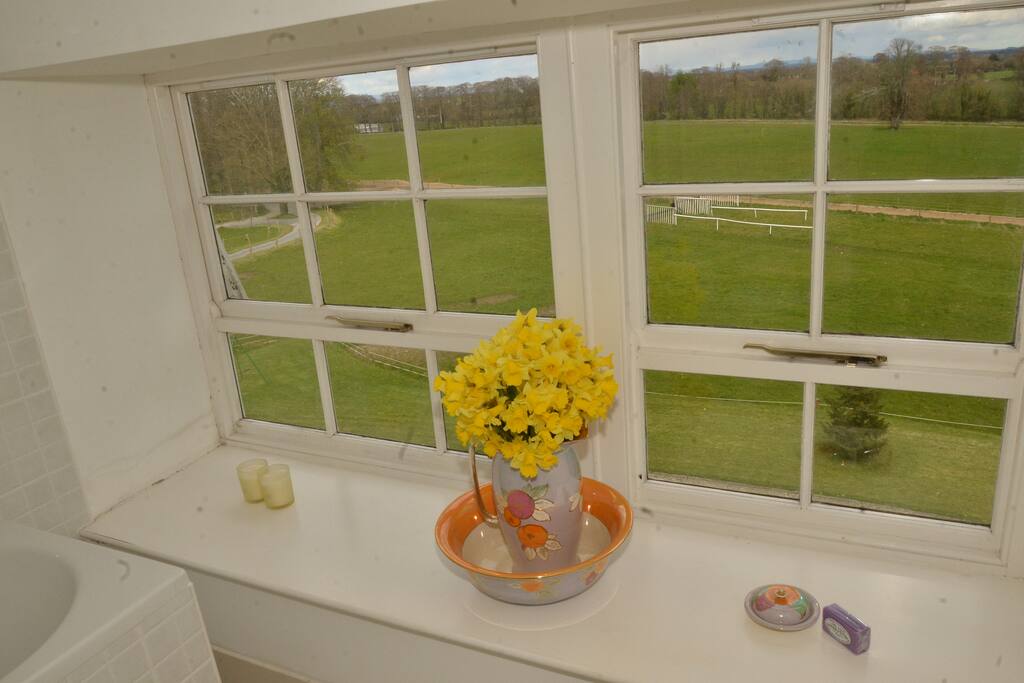 Ensuite Bathroom, Guest Bedroom No. 2, Floor 3