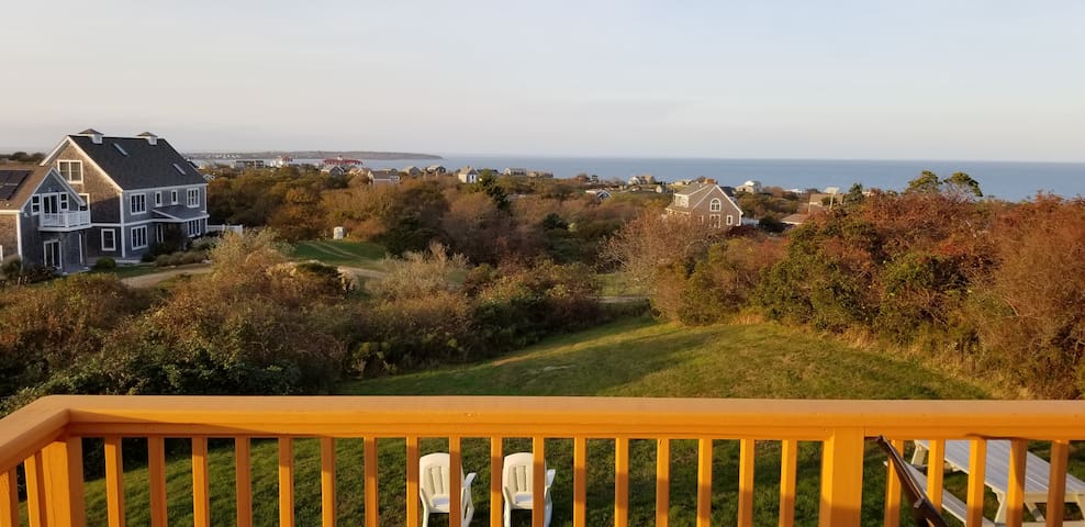 “DRATHERBE HOUSE/FANTASTIC VIEWS/DUPLEX” gallery image 2