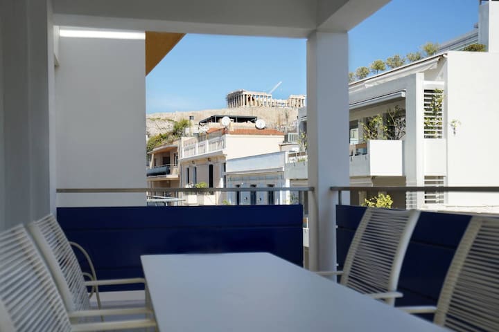 White Marble residence with Parthenon views