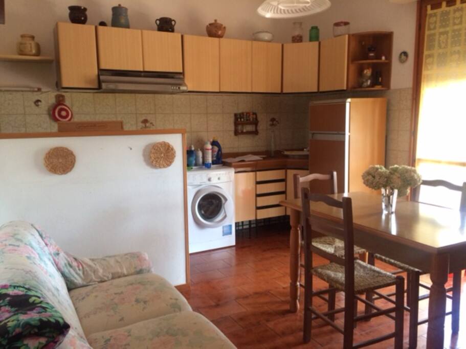 cucina con lavatrice