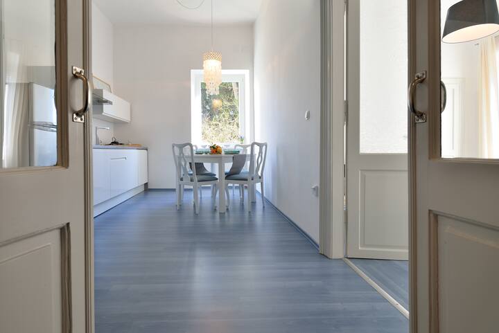 Elegant apt. in prime location