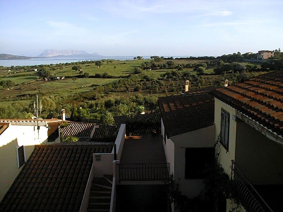 Ingresso e terrazzo .