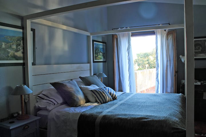 SCHLAFZIMMER-SUITE 2