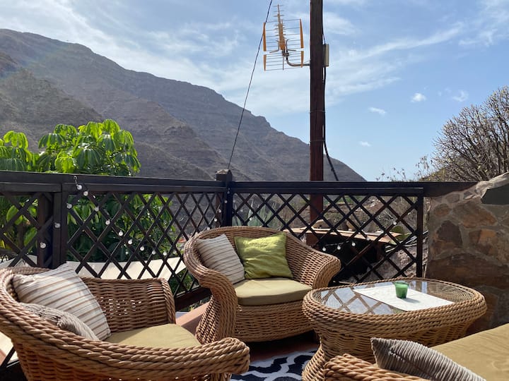 Loft apartment with private pool in the mountains
