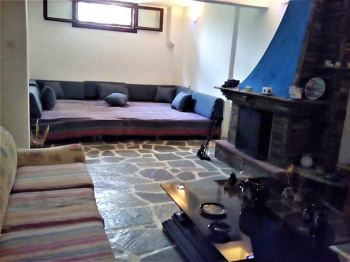 Долно ниво - Дневна соба 2