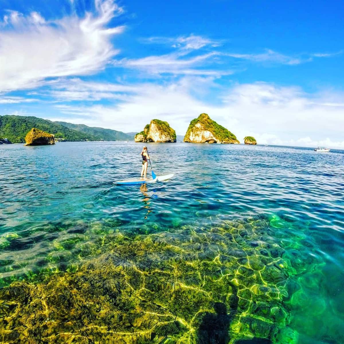los arcos puerto vallarta, large rock islands in the ocean