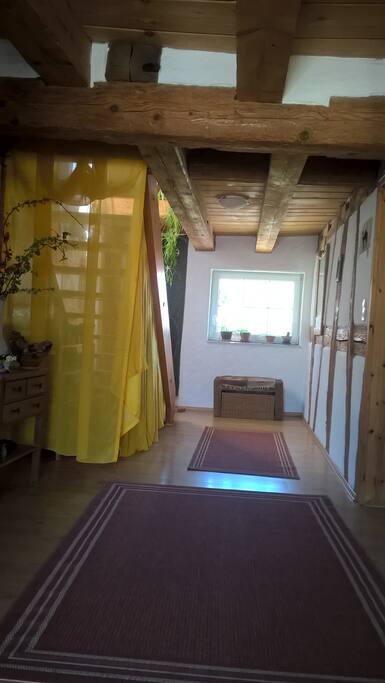 das Haus ist ein schön renoviertes Fachwerkgebäude