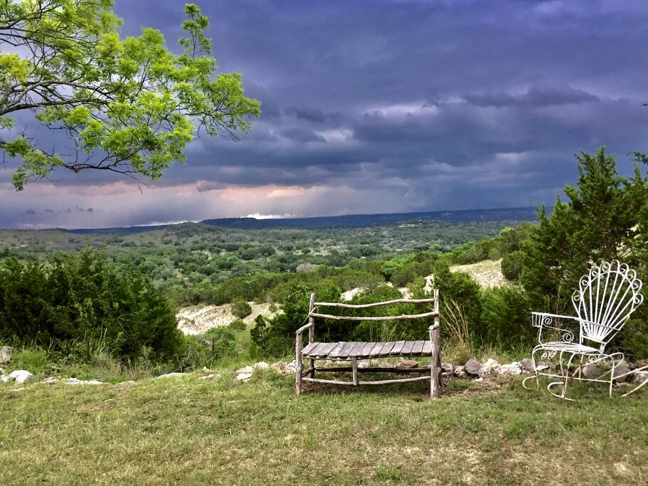 Ranch Retreat, Secluded, Views, Winery, Wildlife. Houses for Rent in Comfort, Texas, United States