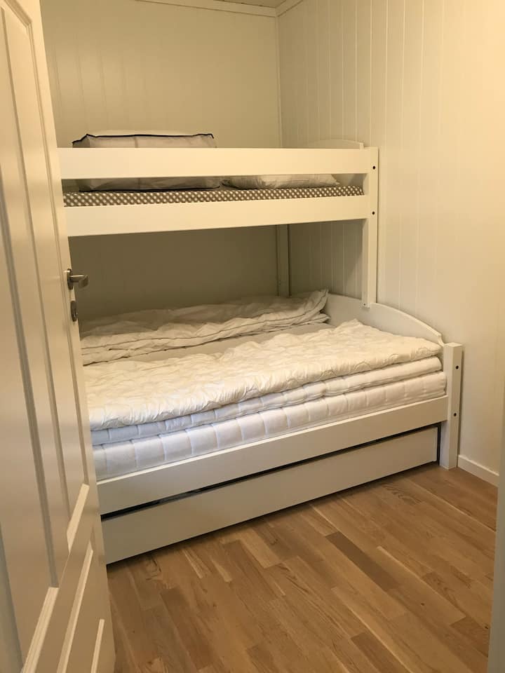 ห้องนอน 2 พร้อมเตียงสองชั้นสำหรับครอบครัว 150/90